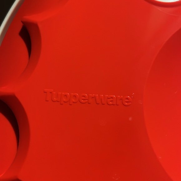 Tupperware Salad Spinner - Picture 5 of 6